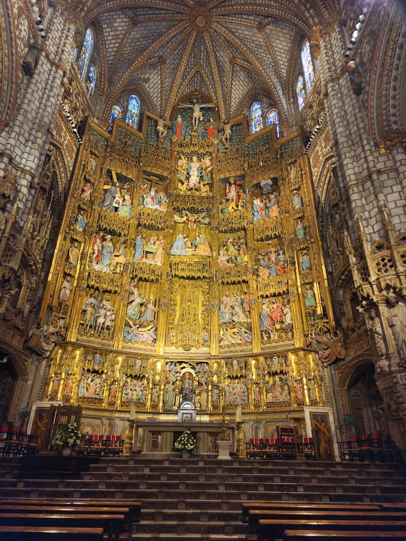Tourist map and travel guide for Toledo