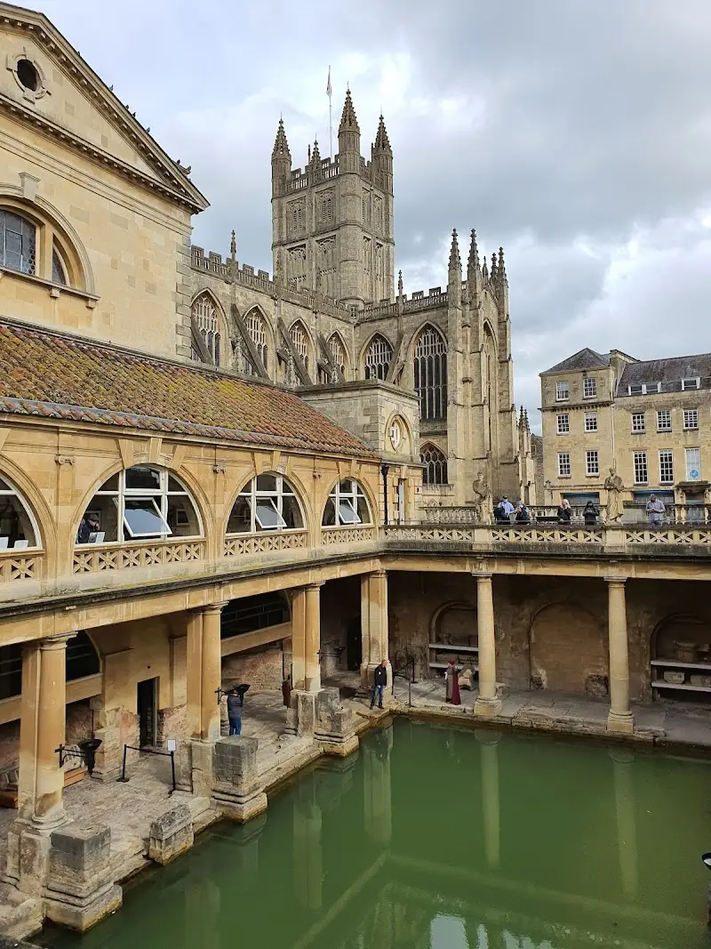 Tourist map and travel guide for Bath